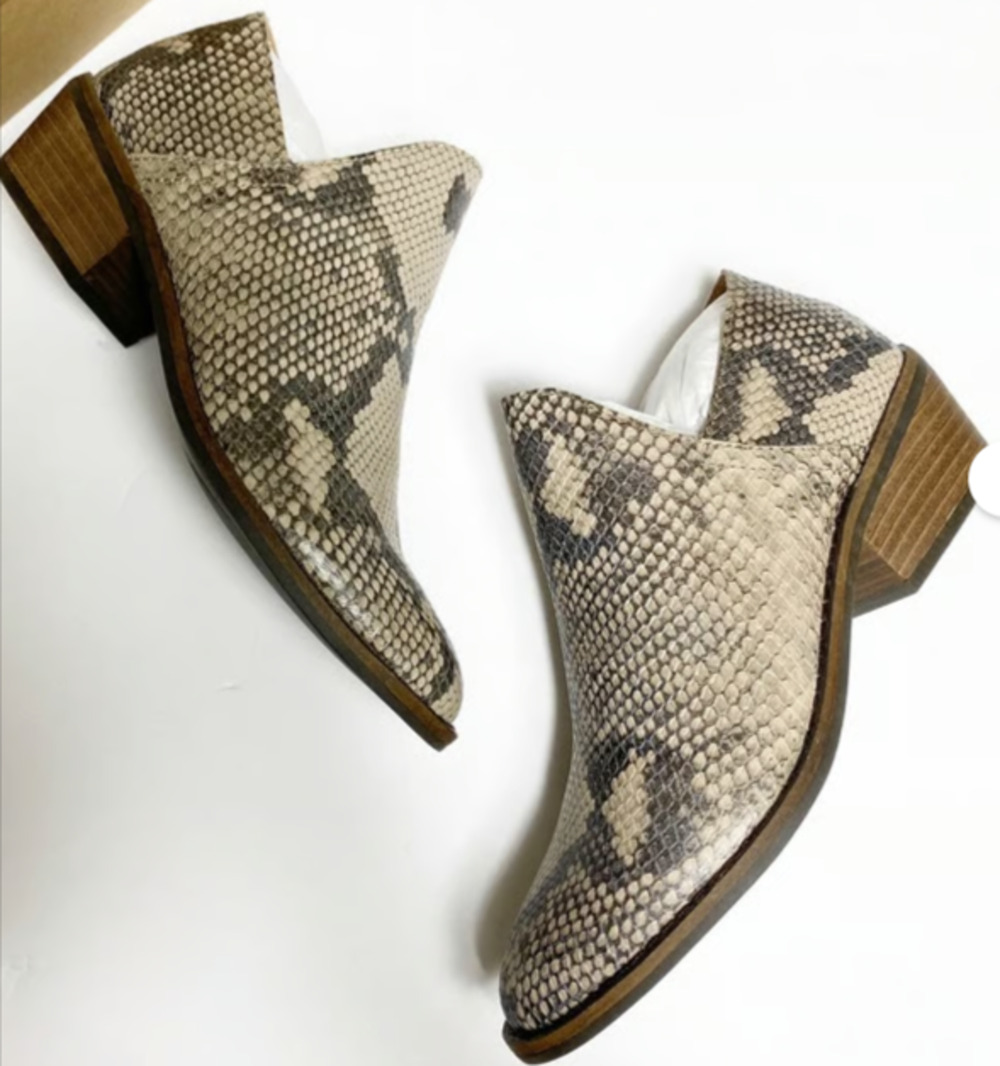 Lucky Brand Fausst Snakeprint Ankle Booties Size 9.5